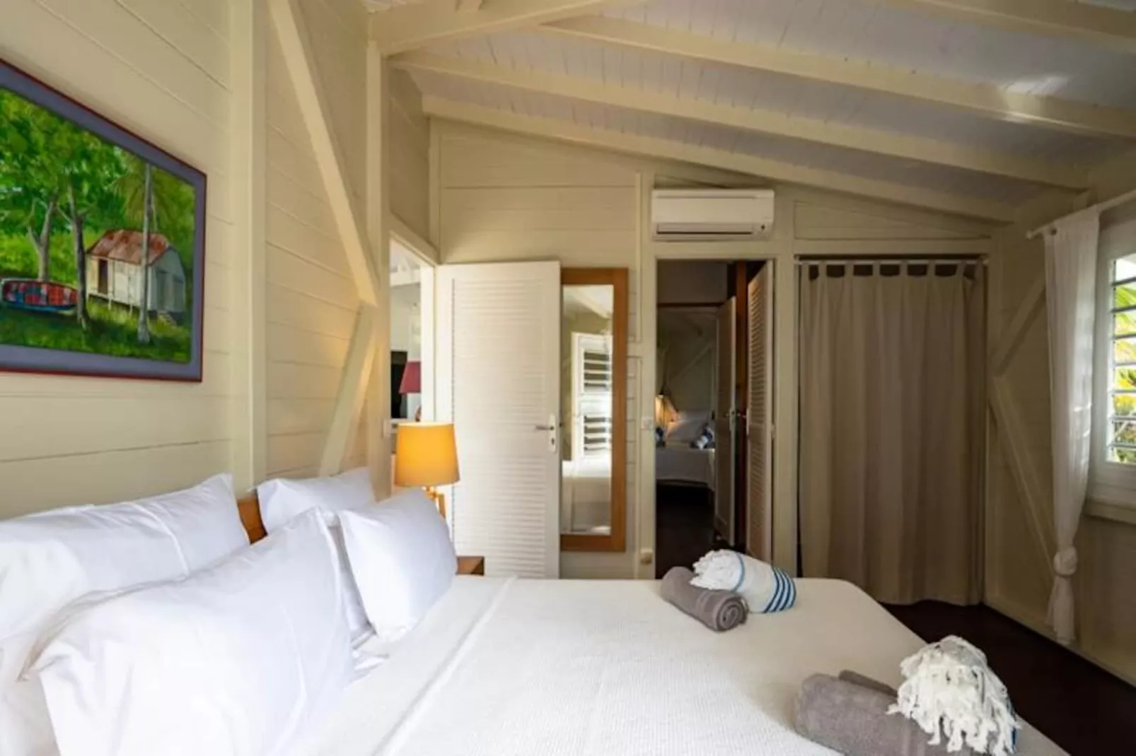 Villa Calico - Untagged