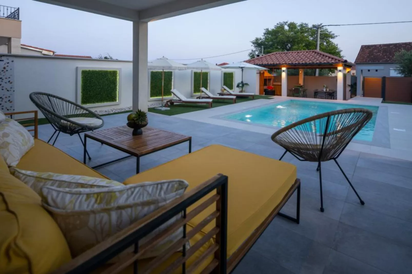 Lux Vintage House Bella Vita Biograd na Moru with Pool-Swimming pool