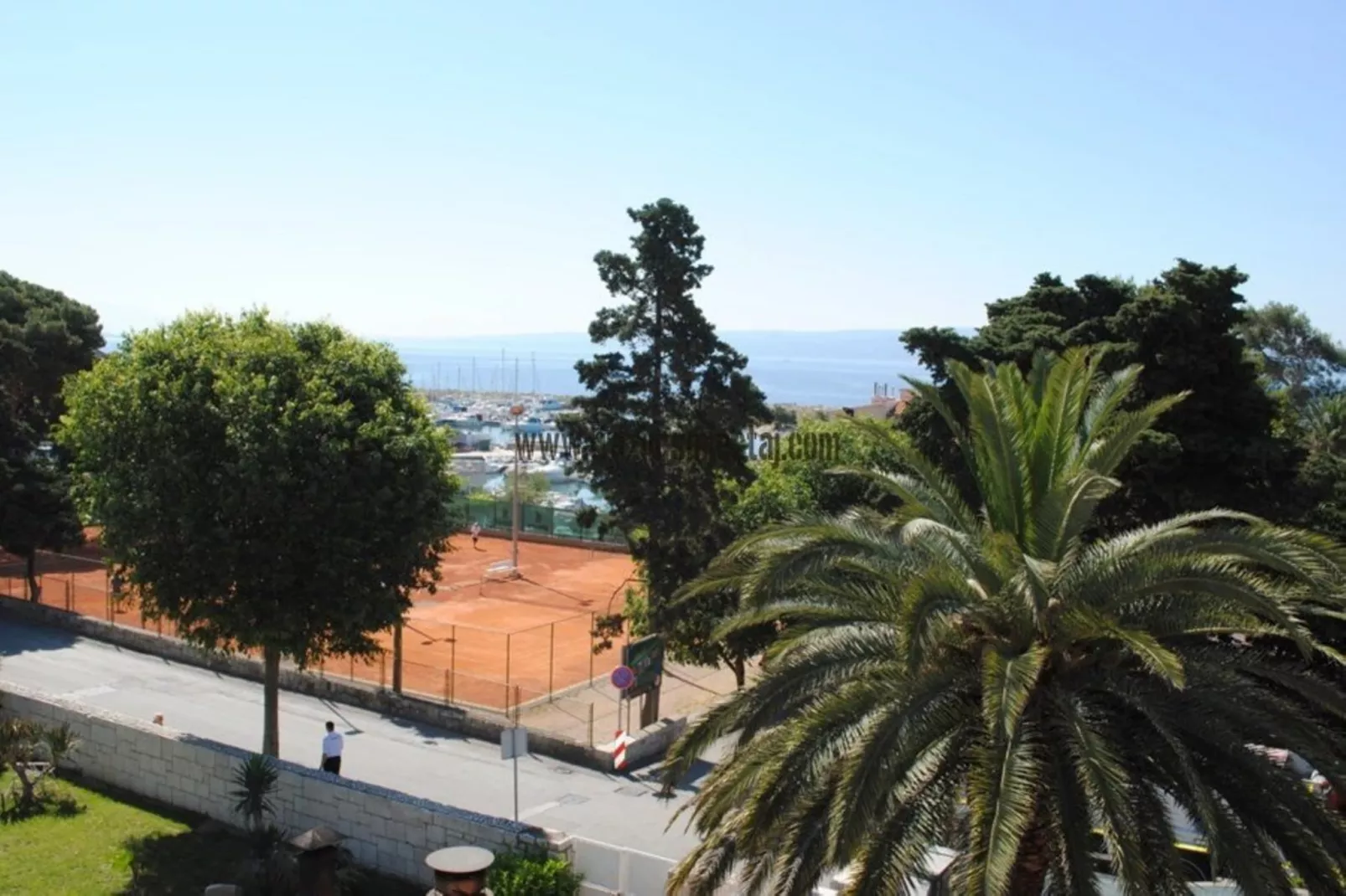 Hektorovic place-Vue d'été