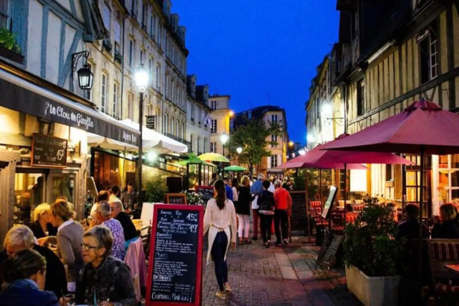 🦋 The Butterfly - Standing ****-Nicht zugeordnet