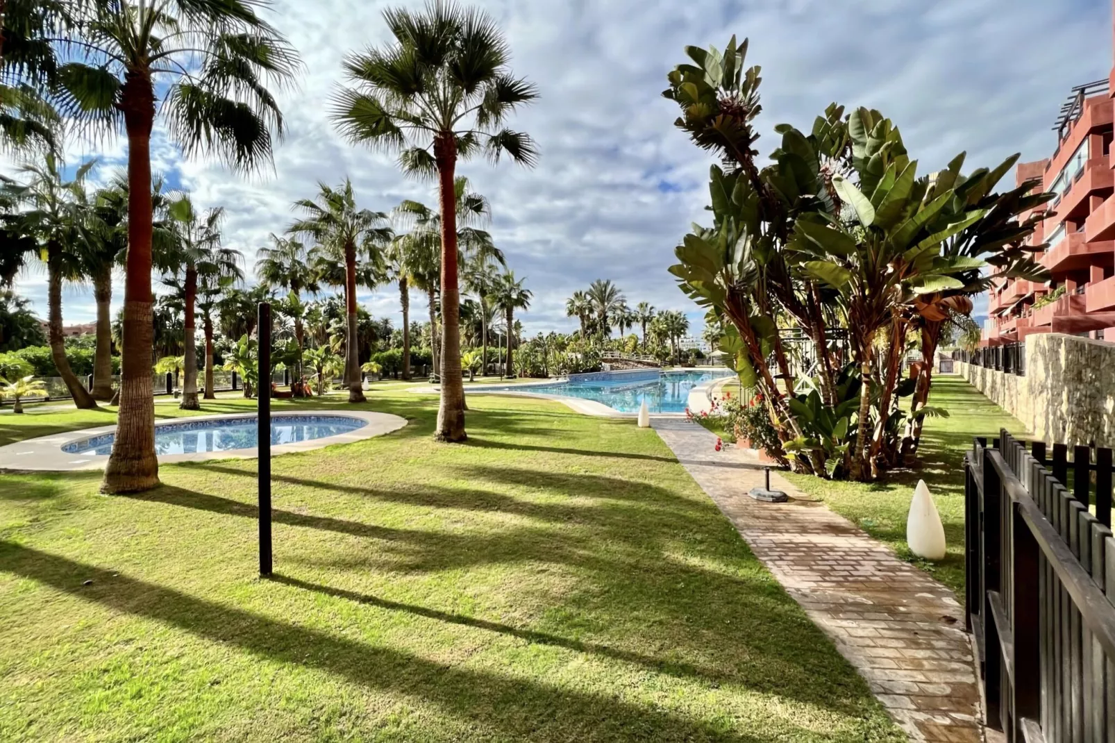 Apartamento los Moriscos Golf-Gardens summer