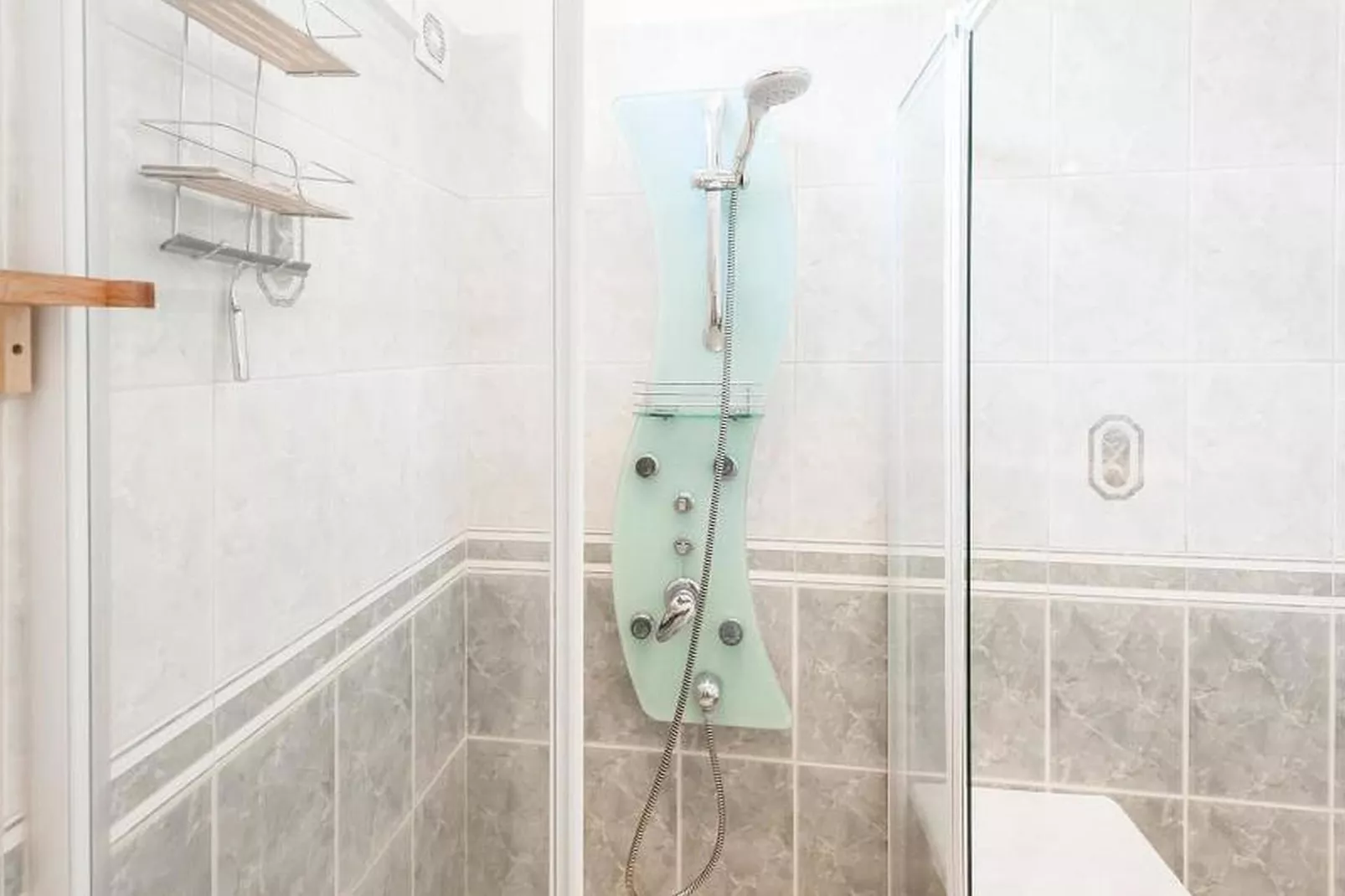 Ferienhaus in Budapest mit großem Garten-Salle de bain