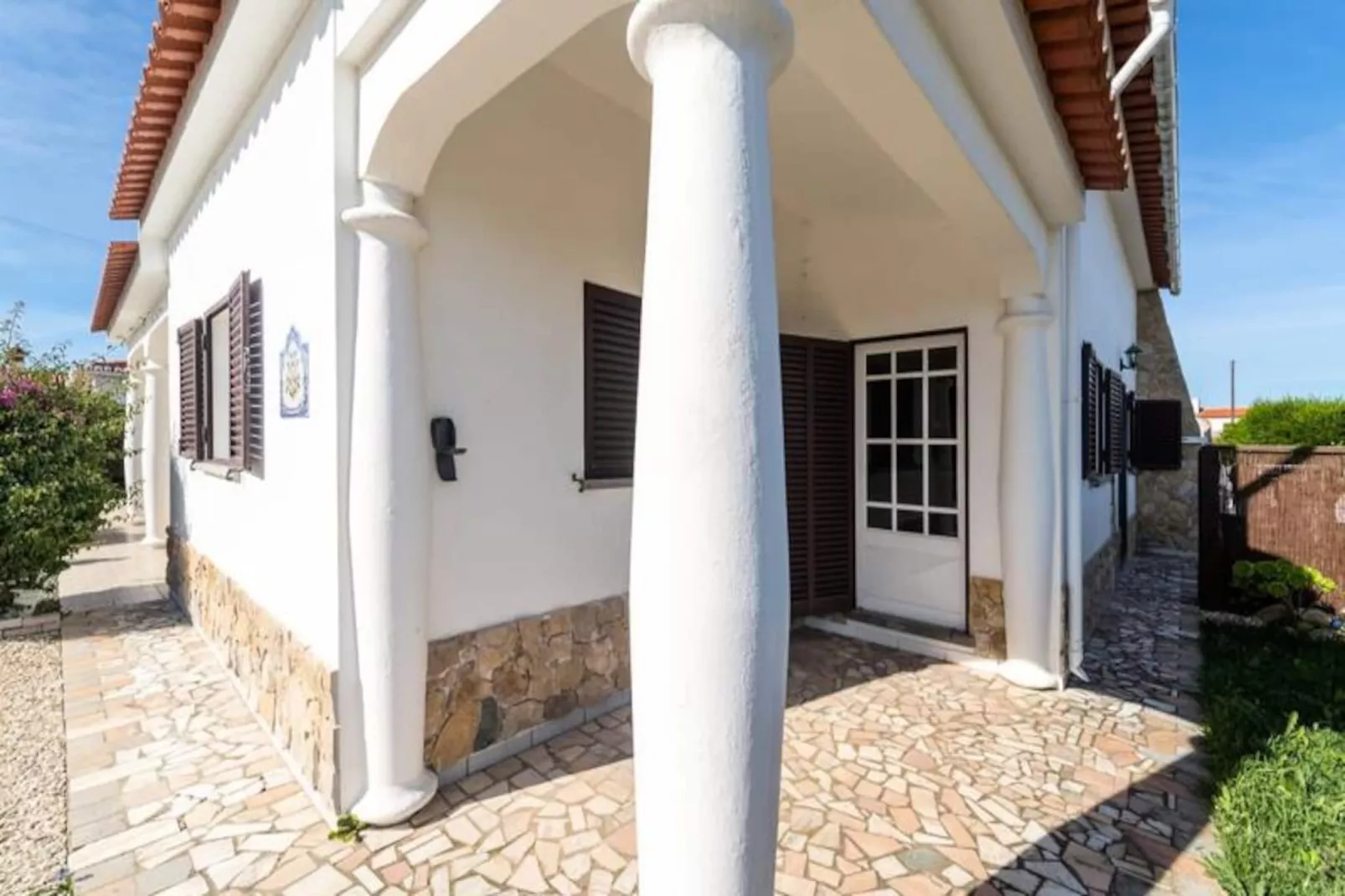 Blue Lee Residence-Untagged