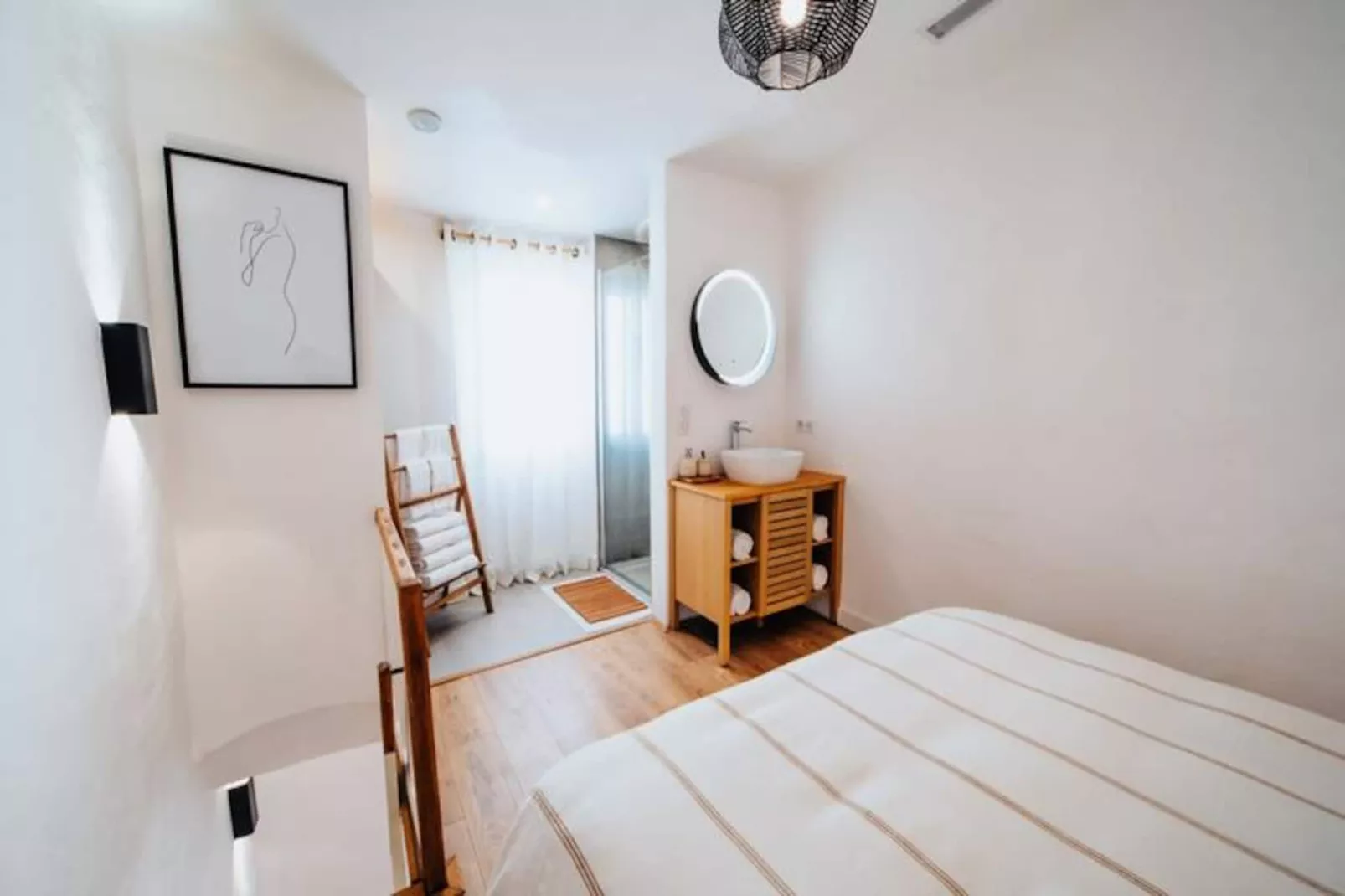 Résidence Charmante Maisonnette Entièrement Rénovée Dans La Vieille Ville D'antibes-Non tagué