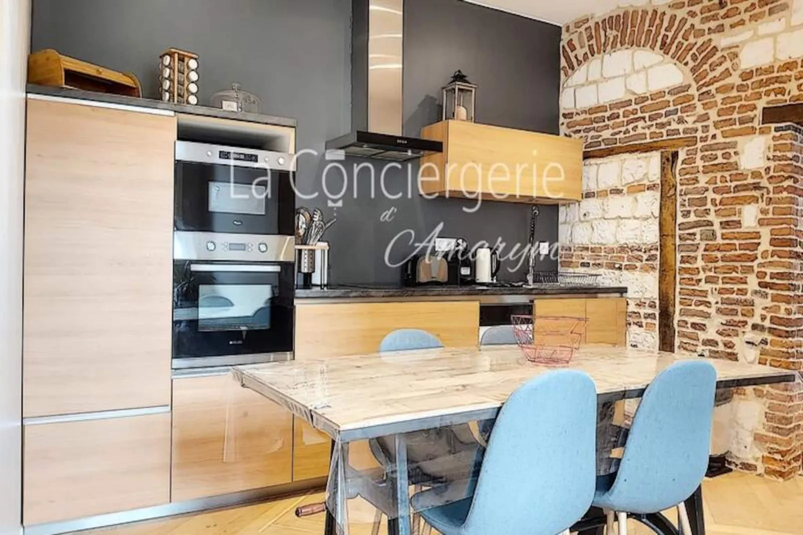 Résidence Aa13 - Le Victor Hugo - S&eacute;jour D&rsquo;exception Dans Un Appartement Historique-Untagged