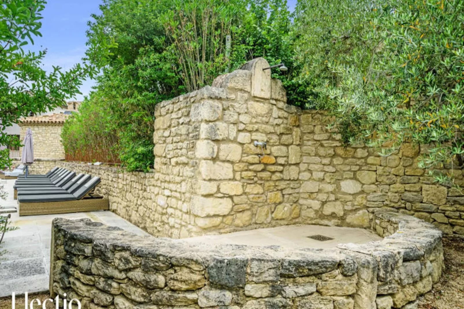 Loggia 1 Olivier | R&eacute;sidence Les Petitons-Untagged