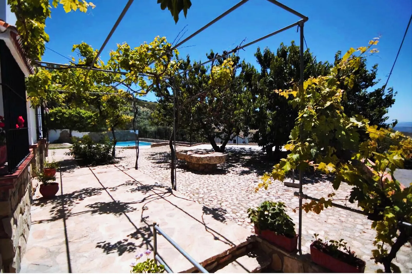 Casa Almendro-Landing