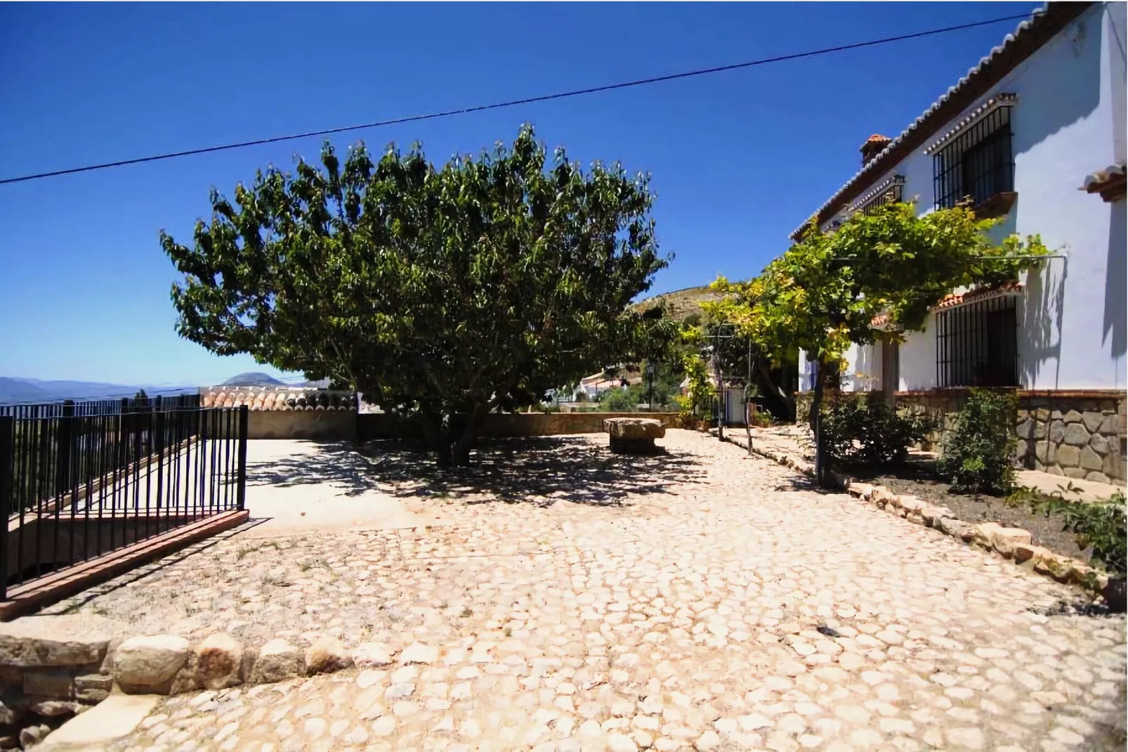 Casa Almendro-Landing