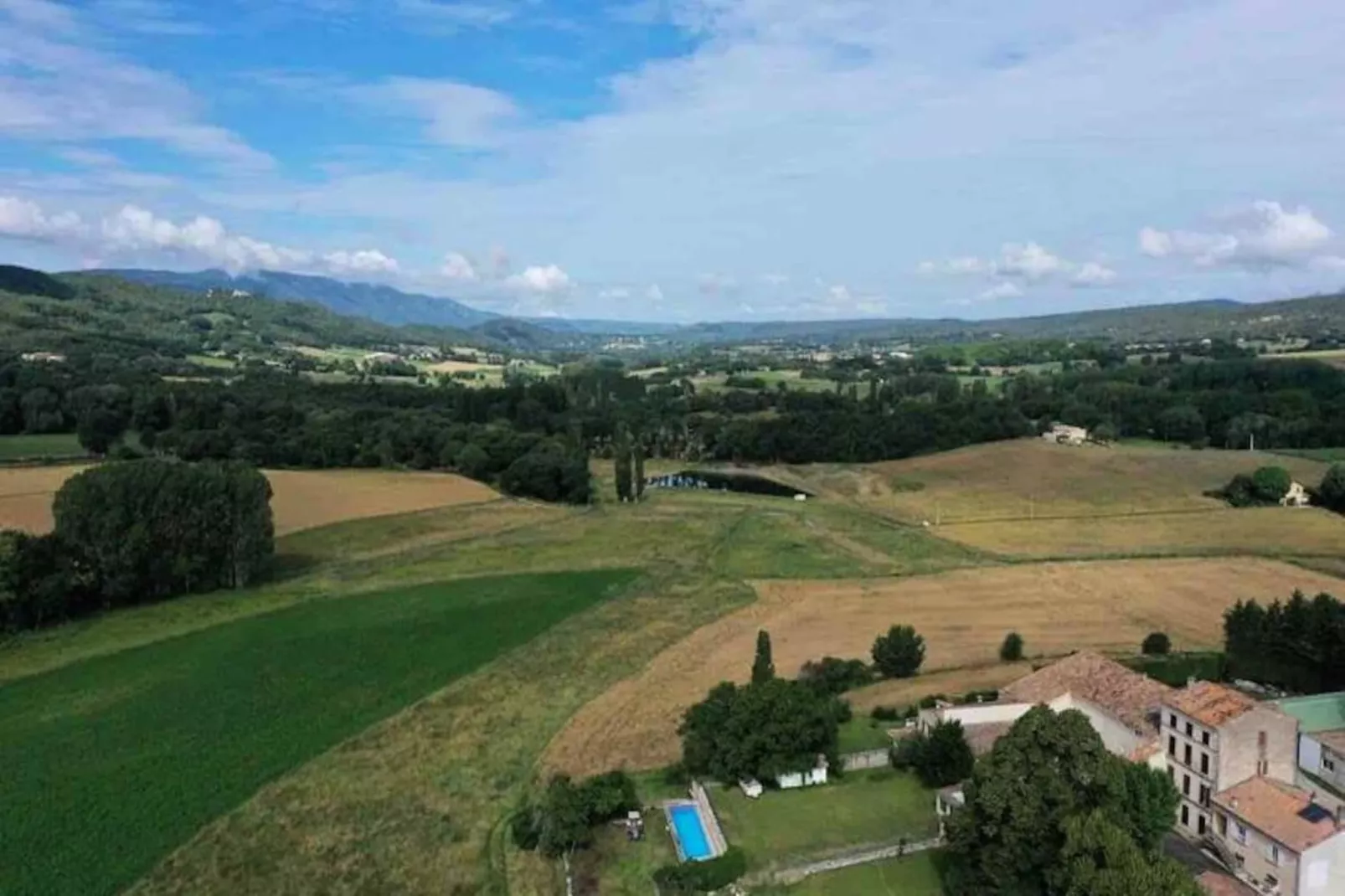 Loft En Pierre | Domaine Paradis-Untagged