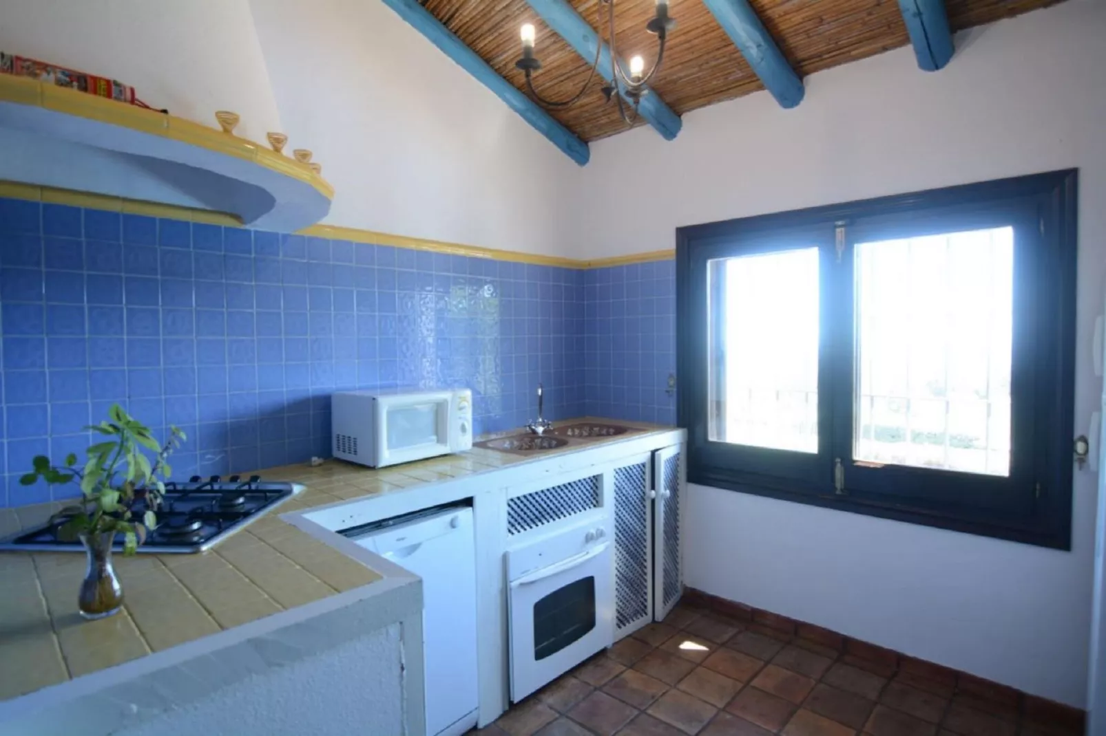Finca las Chozas-Kitchen