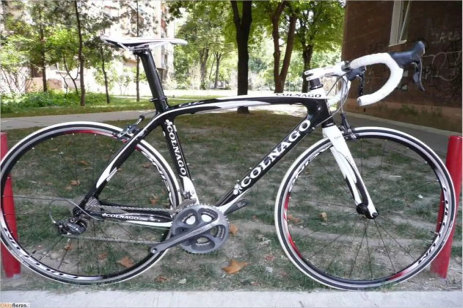 Hektorovic place-équipements