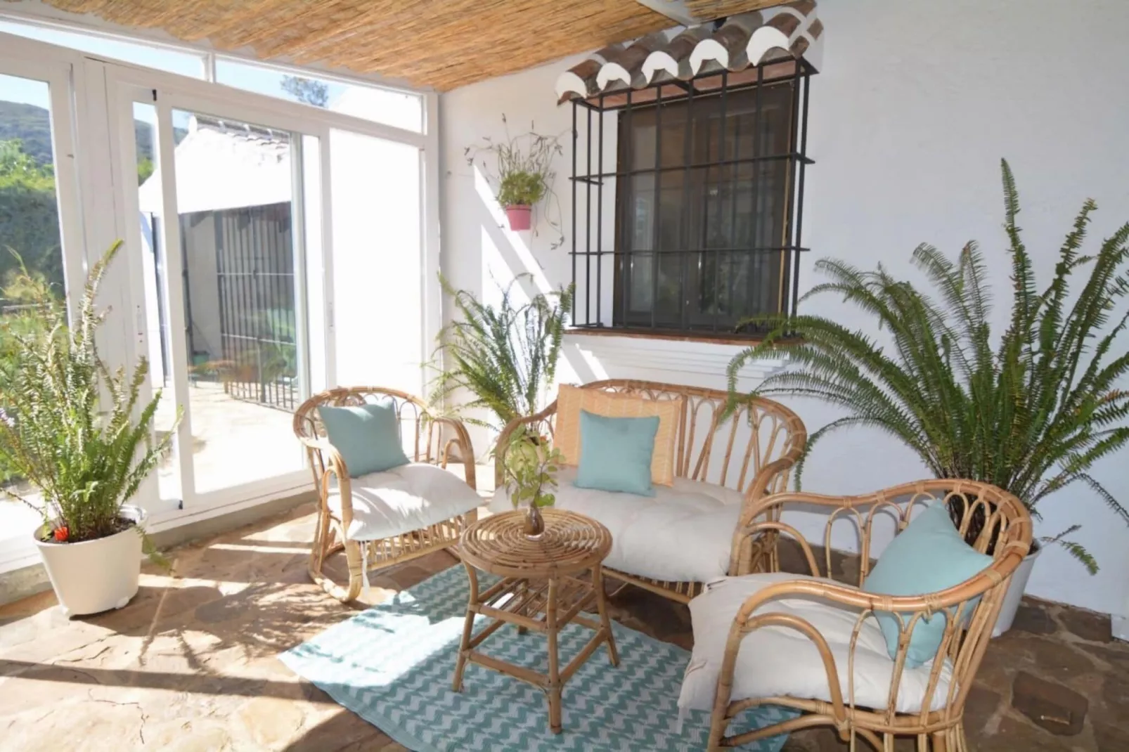 Cortijo Los Olivos-Terrace balcony