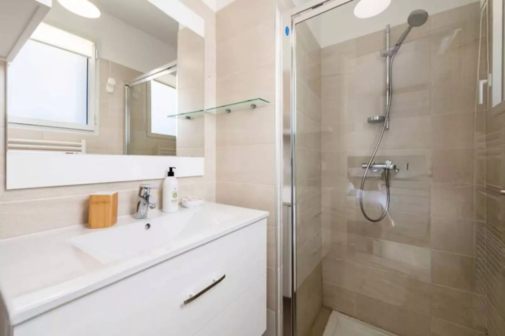 Résidence 4p Rooftop Avec Jacuzzi & Parking, Cannes-Nicht zugeordnet