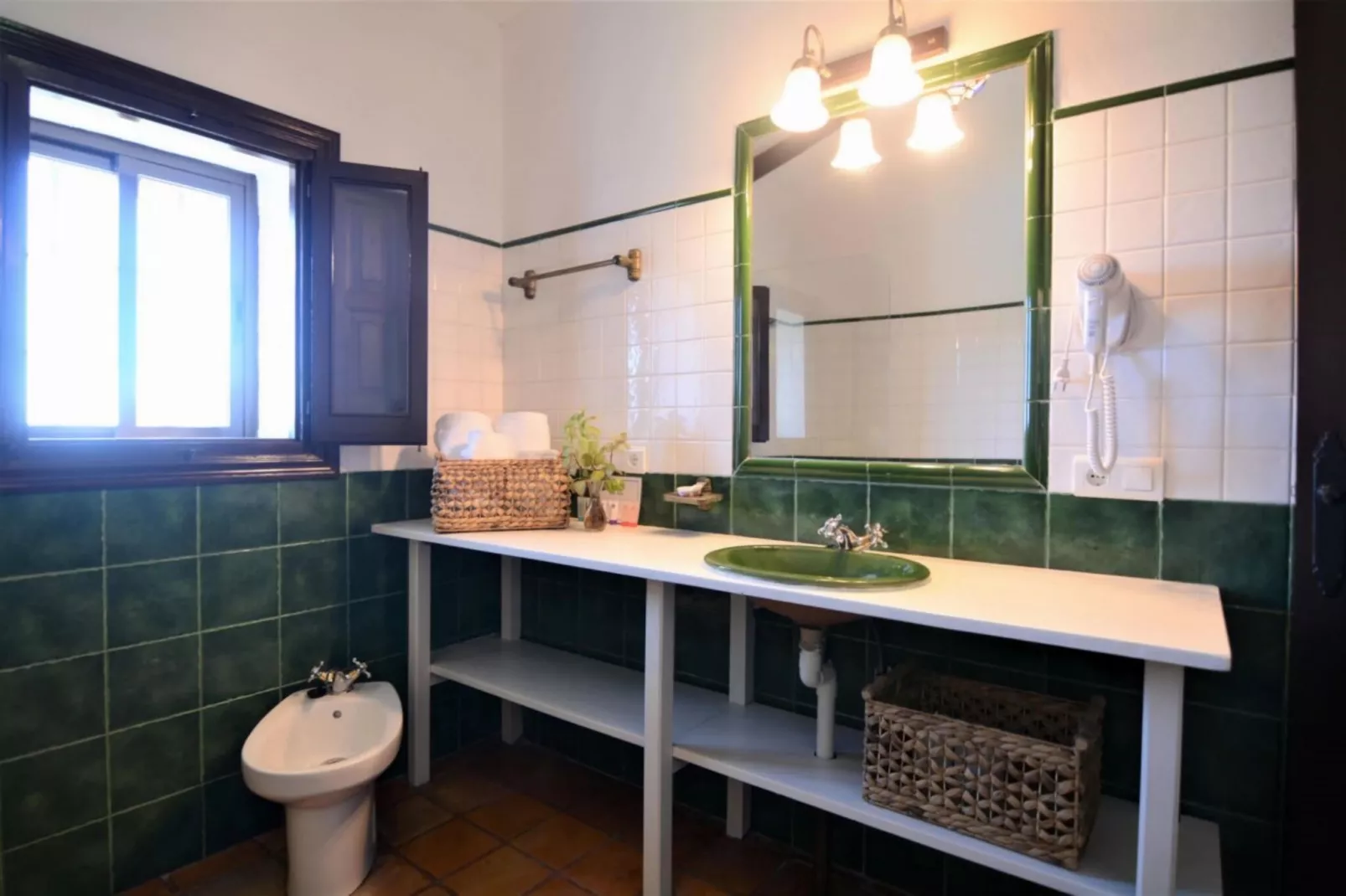 Cortijo Los Olivos-Bathroom