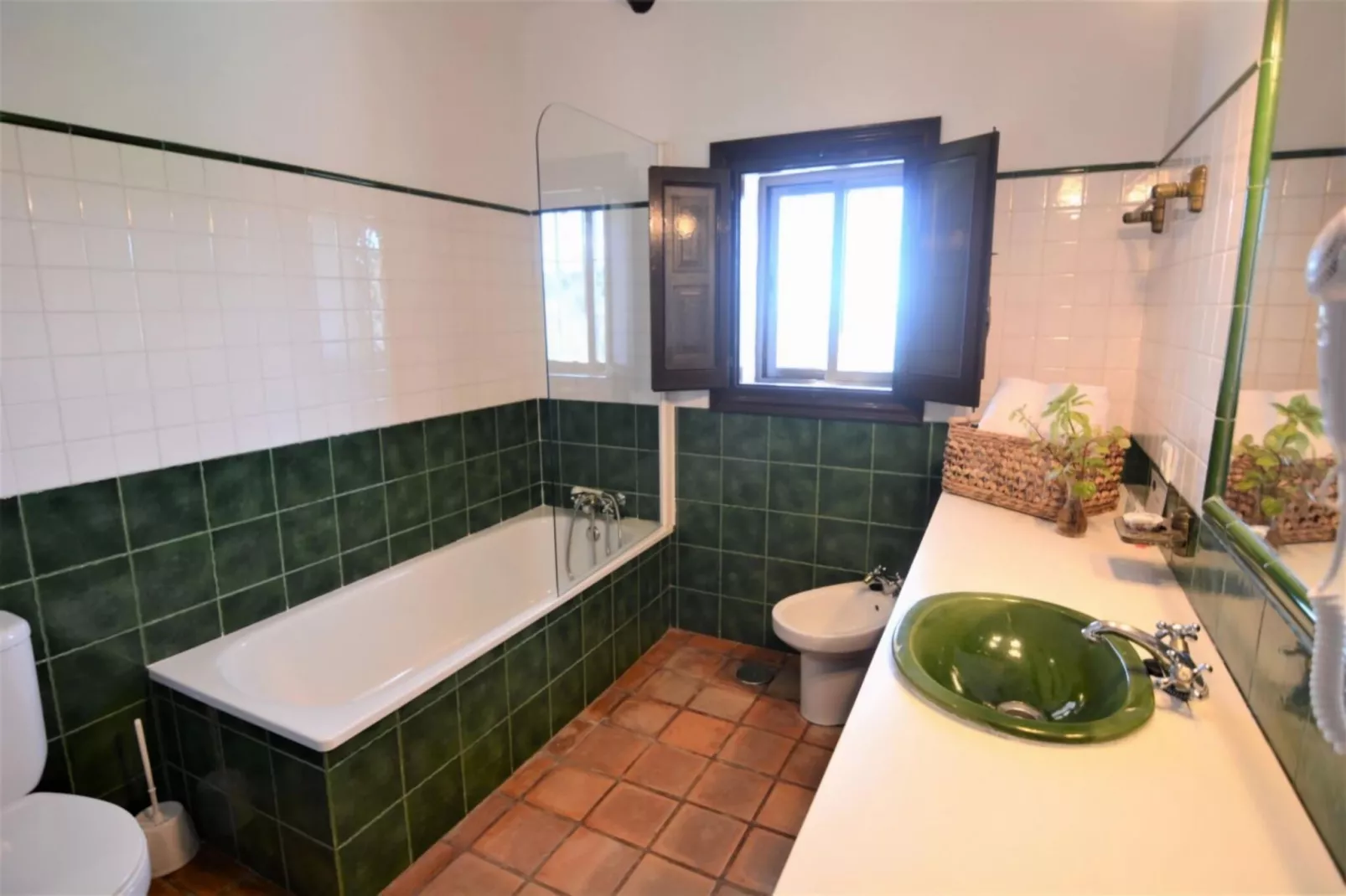 Cortijo Los Olivos-Bathroom