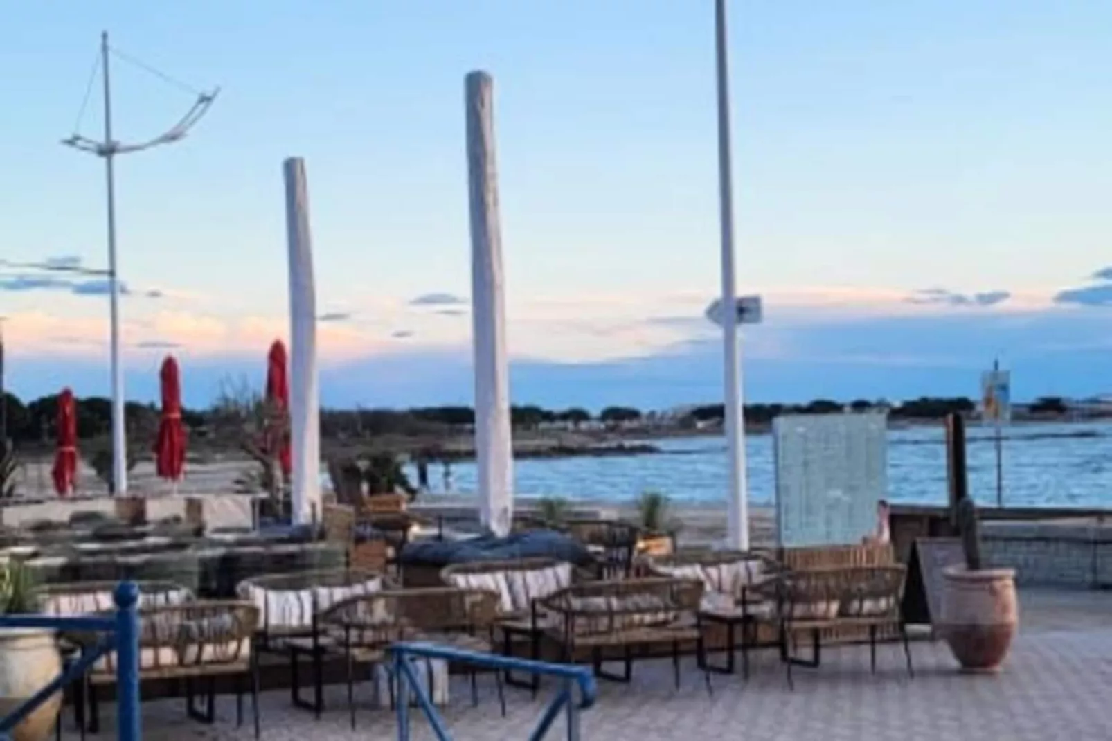 Résidence Le Royal : Vue &agrave; 180 Degr&eacute;s Sur La Mer !-Non tagué