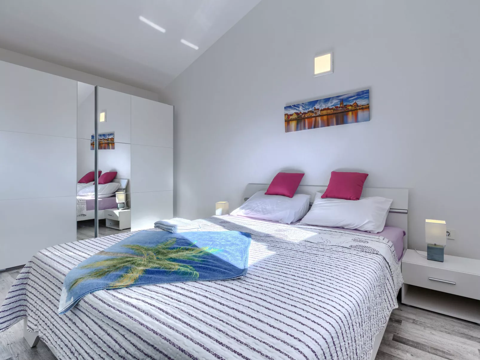 Istria Queen-Drinnen