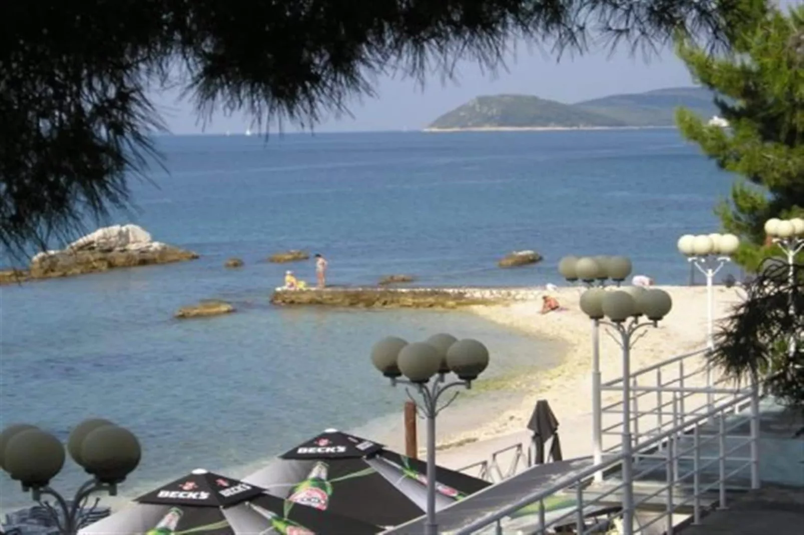 Hektorovic place-Zones été à 1 km