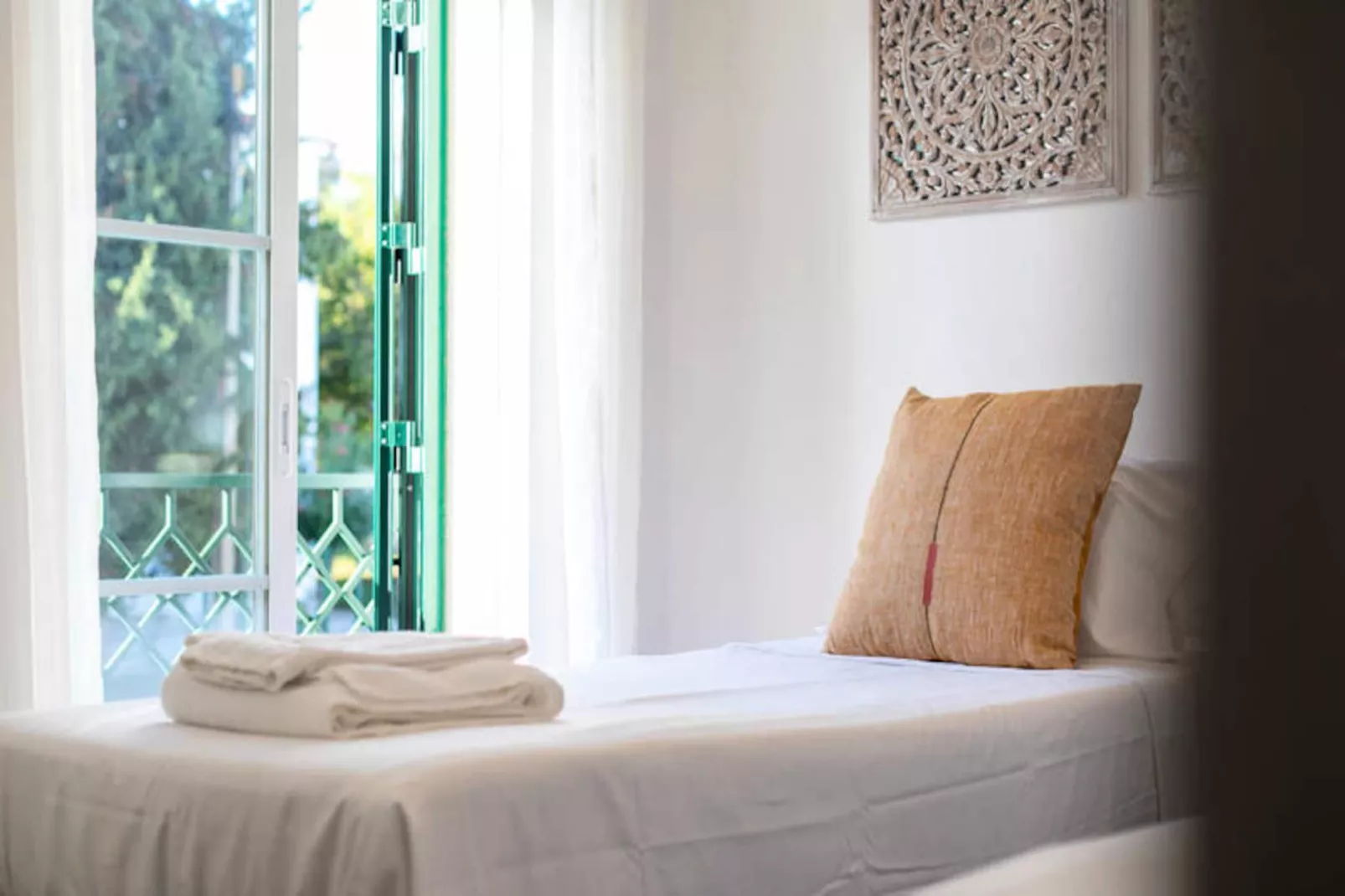 Casa Verde - Traditional Townhouse-Non tagué