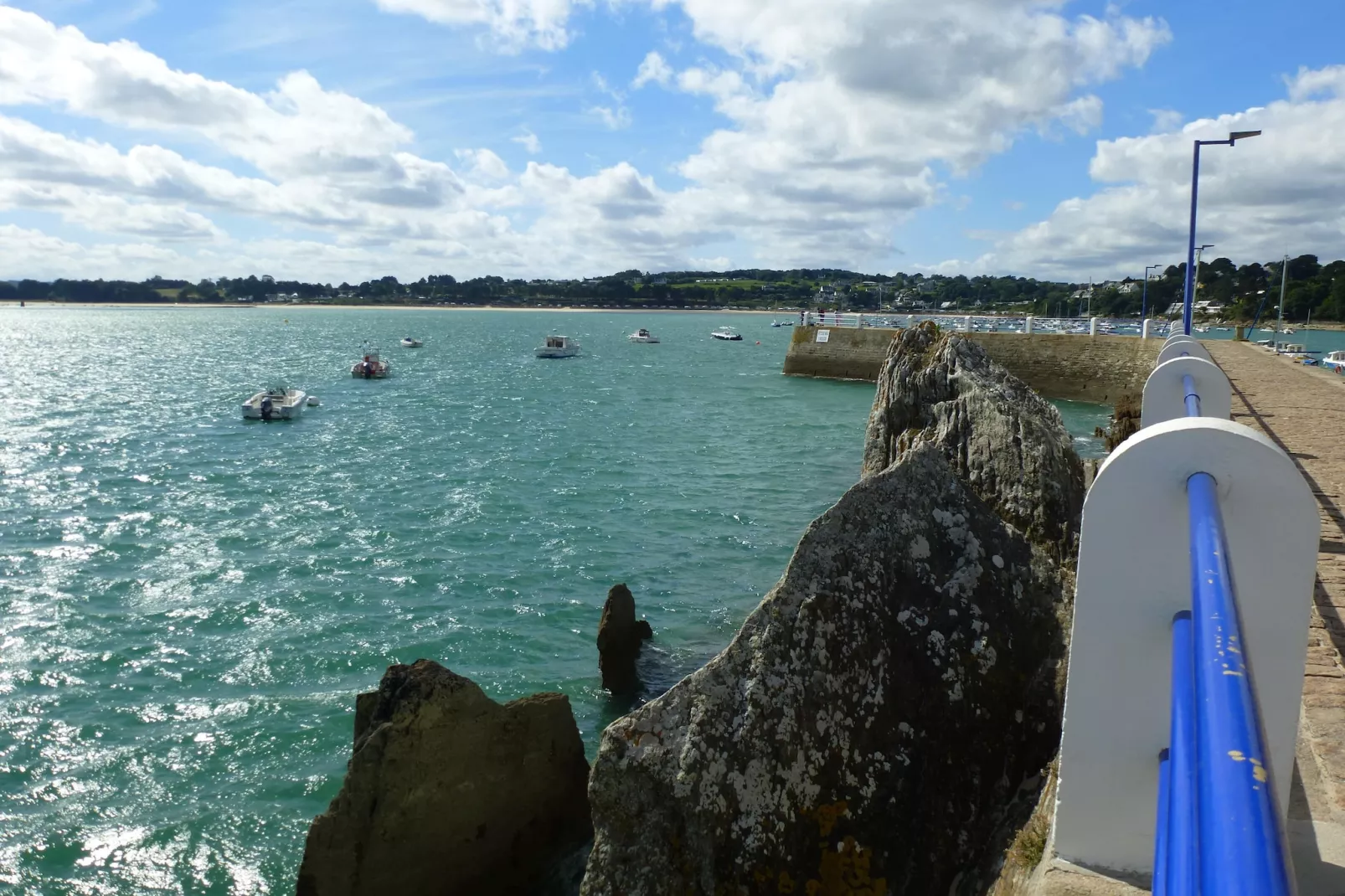 Granitsteinhaus in Guimaëc-Areas within 20km in summer