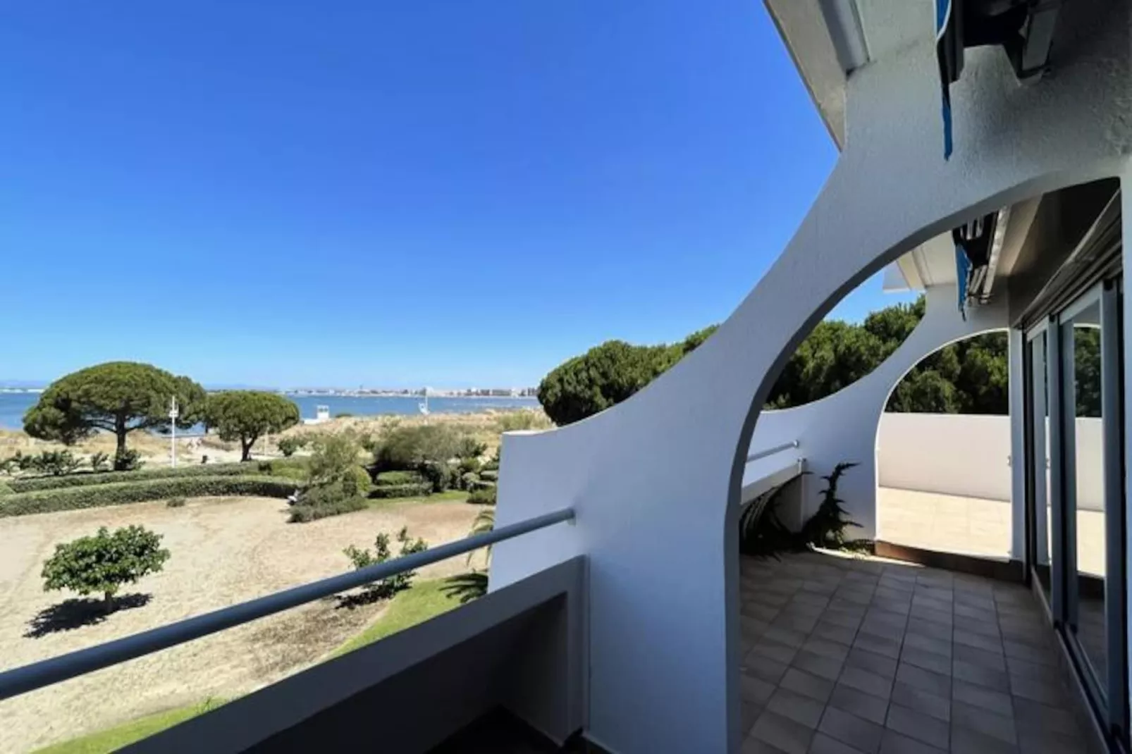 Résidence Le Flamant Appartement 2 Chambres Dernier &eacute;tage Vue Mer-Non tagué