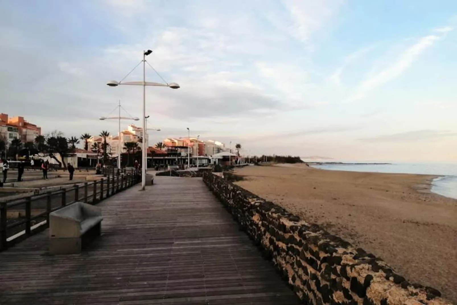 Beau T2 Bis Traversant Idéalement Situé-Nicht zugeordnet