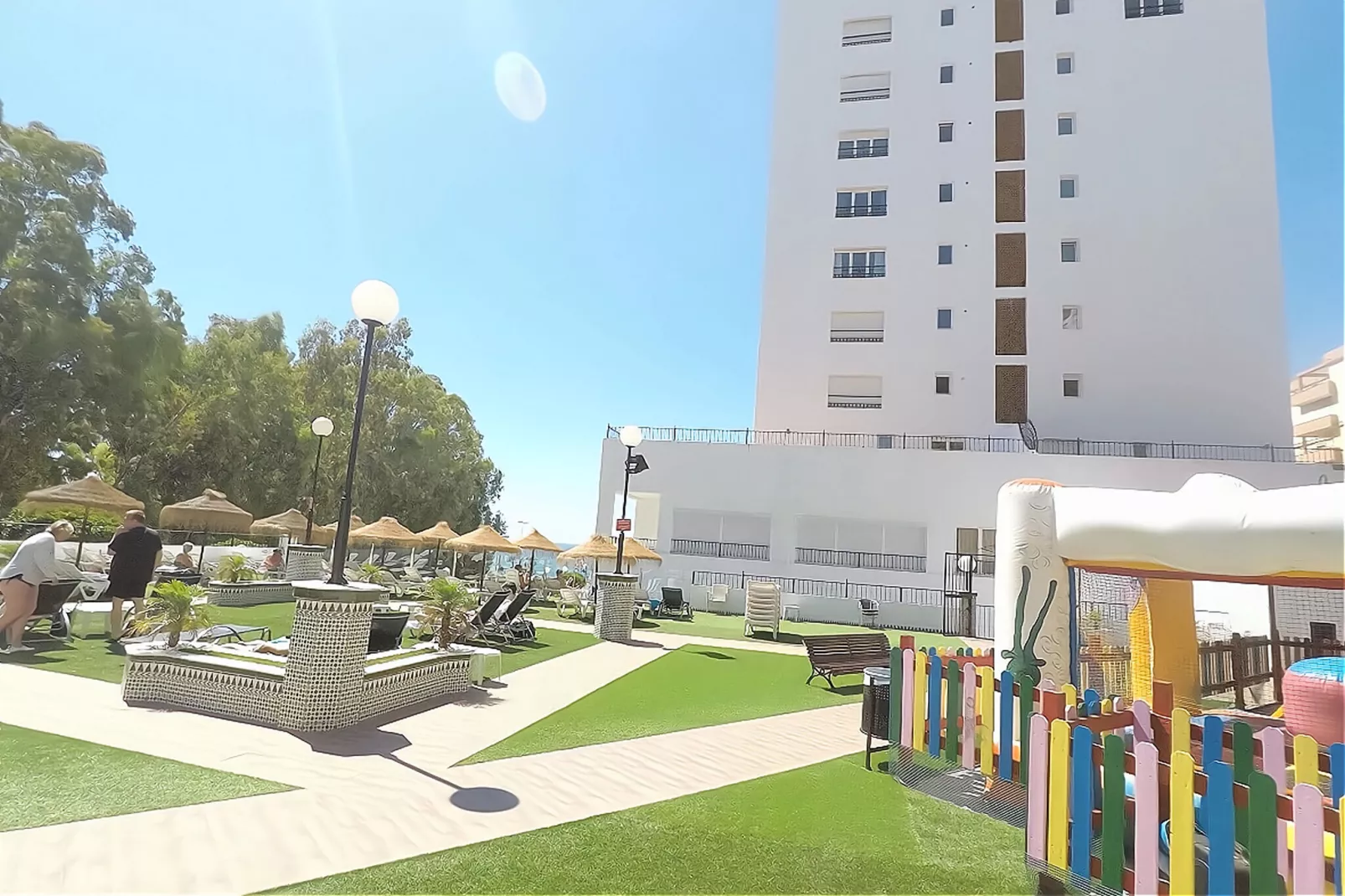 Apto 3dormitorios 8pax-Exterior summer