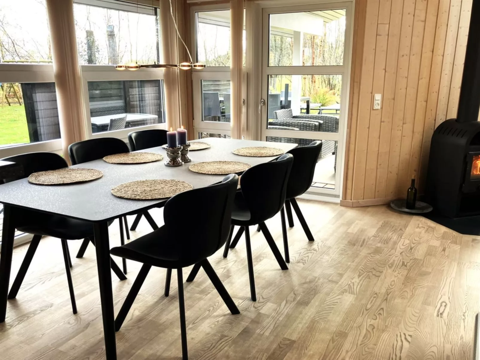 "Arny" - 1.5km from the sea-Inside