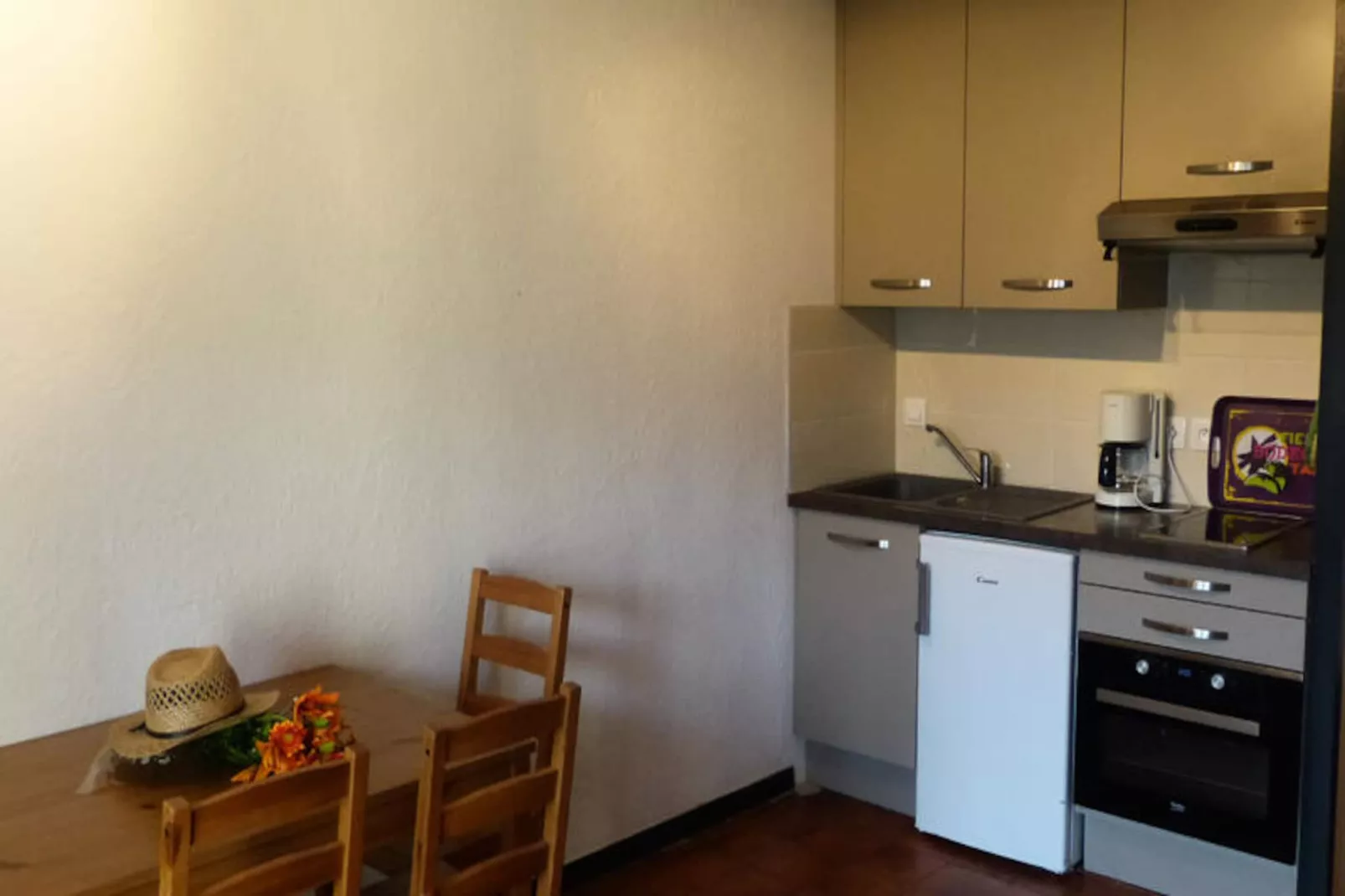 Studio à Mollans sur Ouvèze-Nicht zugeordnet