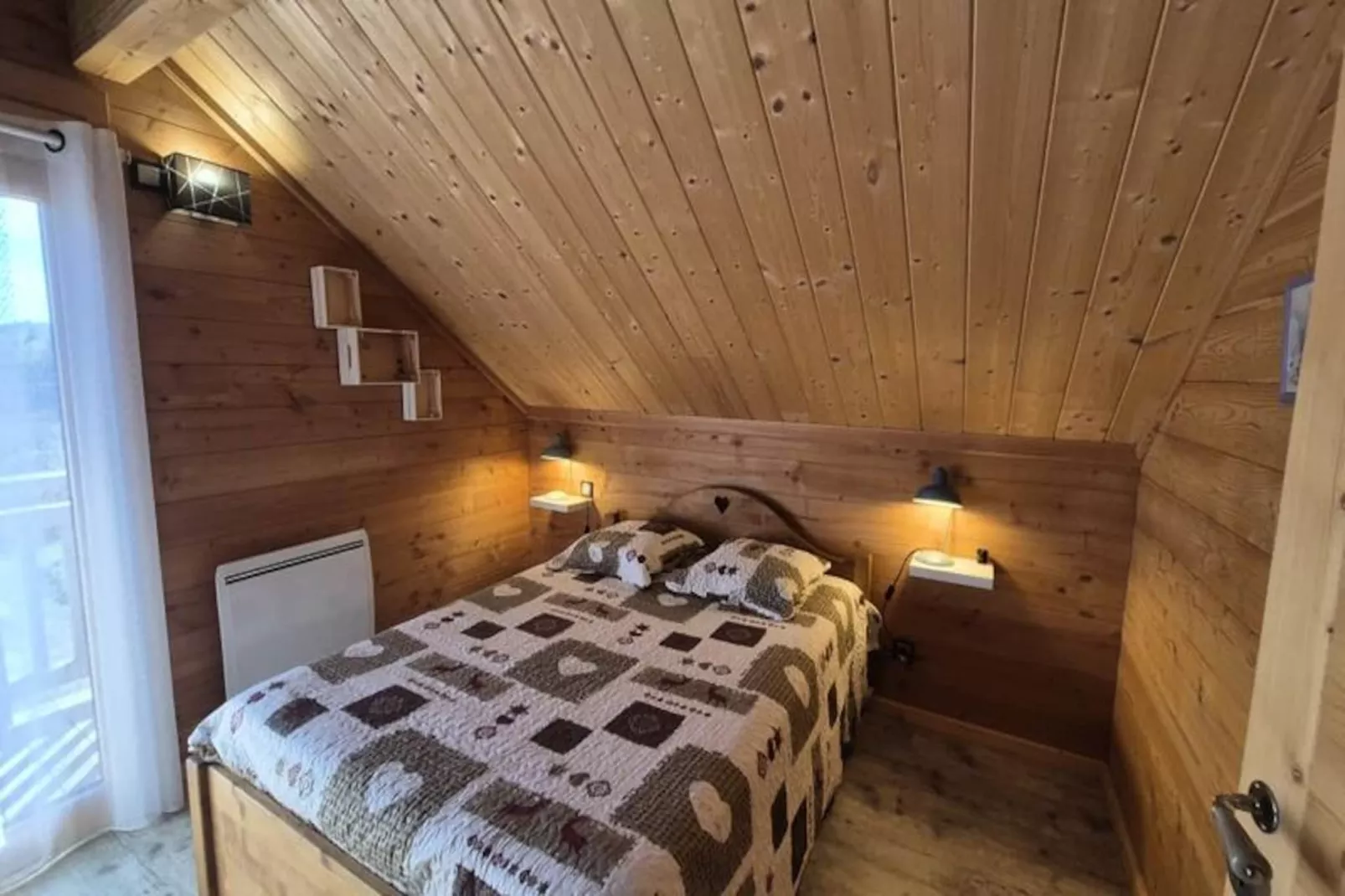 **chalet D'exception &agrave; Louer &agrave; La F&eacute;claz &ndash; 4 Chambres, 10 Couchages-Non tagué