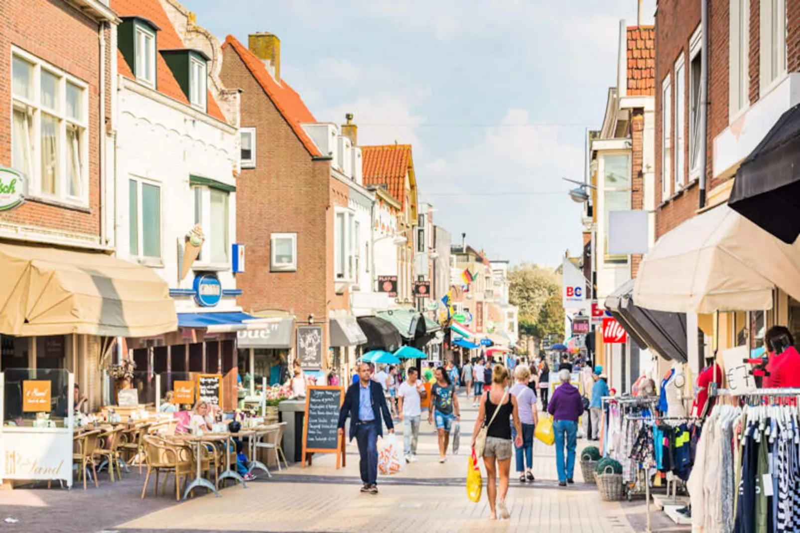 The Sea Lodge-Non tagué