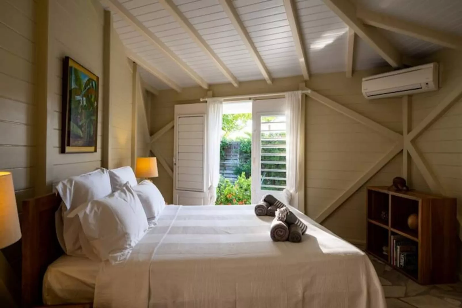 Villa Calico - Untagged