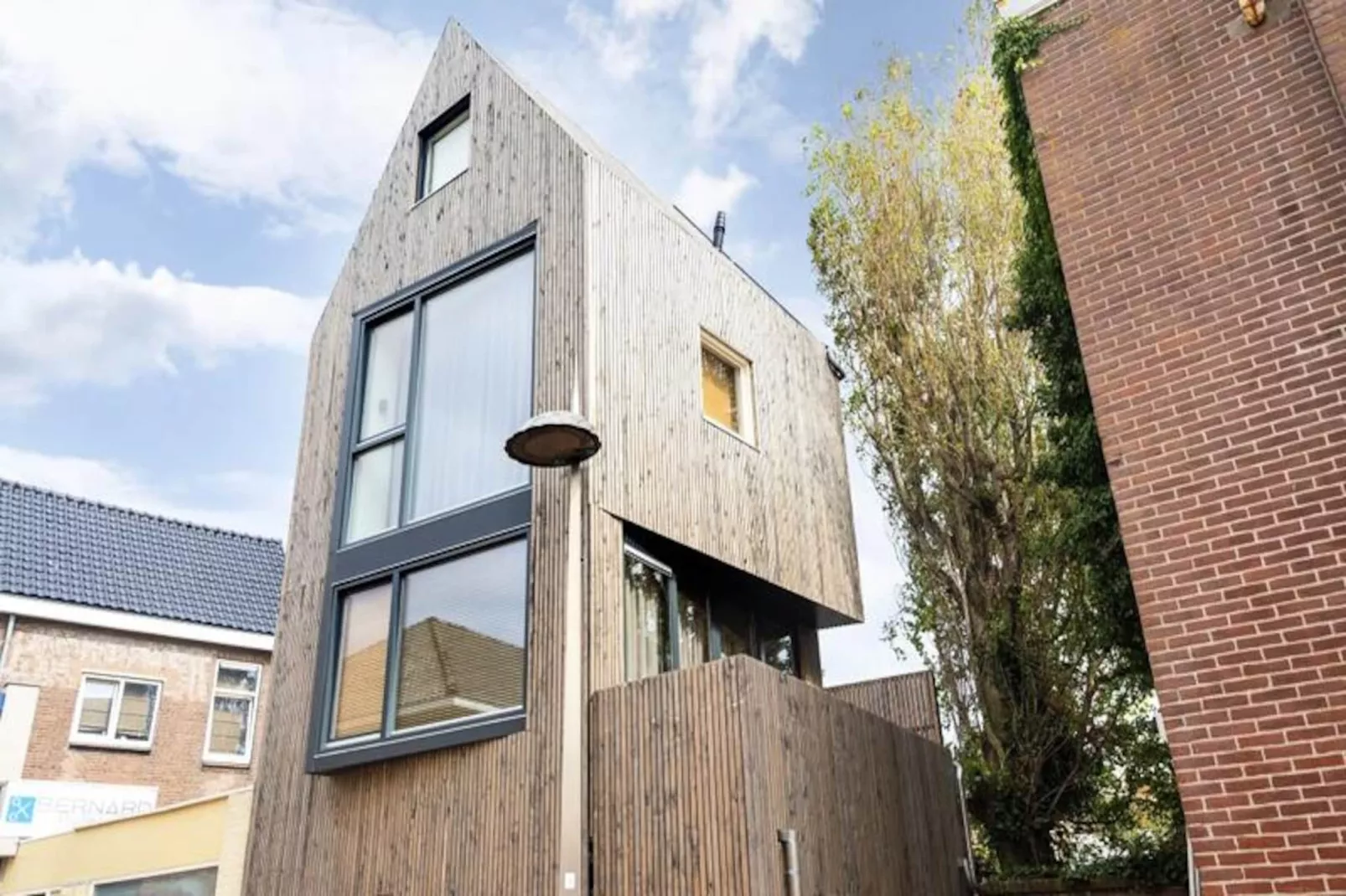 The Modern Burrow-Nicht zugeordnet