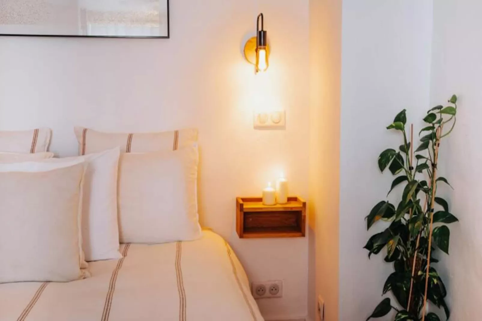 Résidence Charmante Maisonnette Entièrement Rénovée Dans La Vieille Ville D'antibes-Non tagué