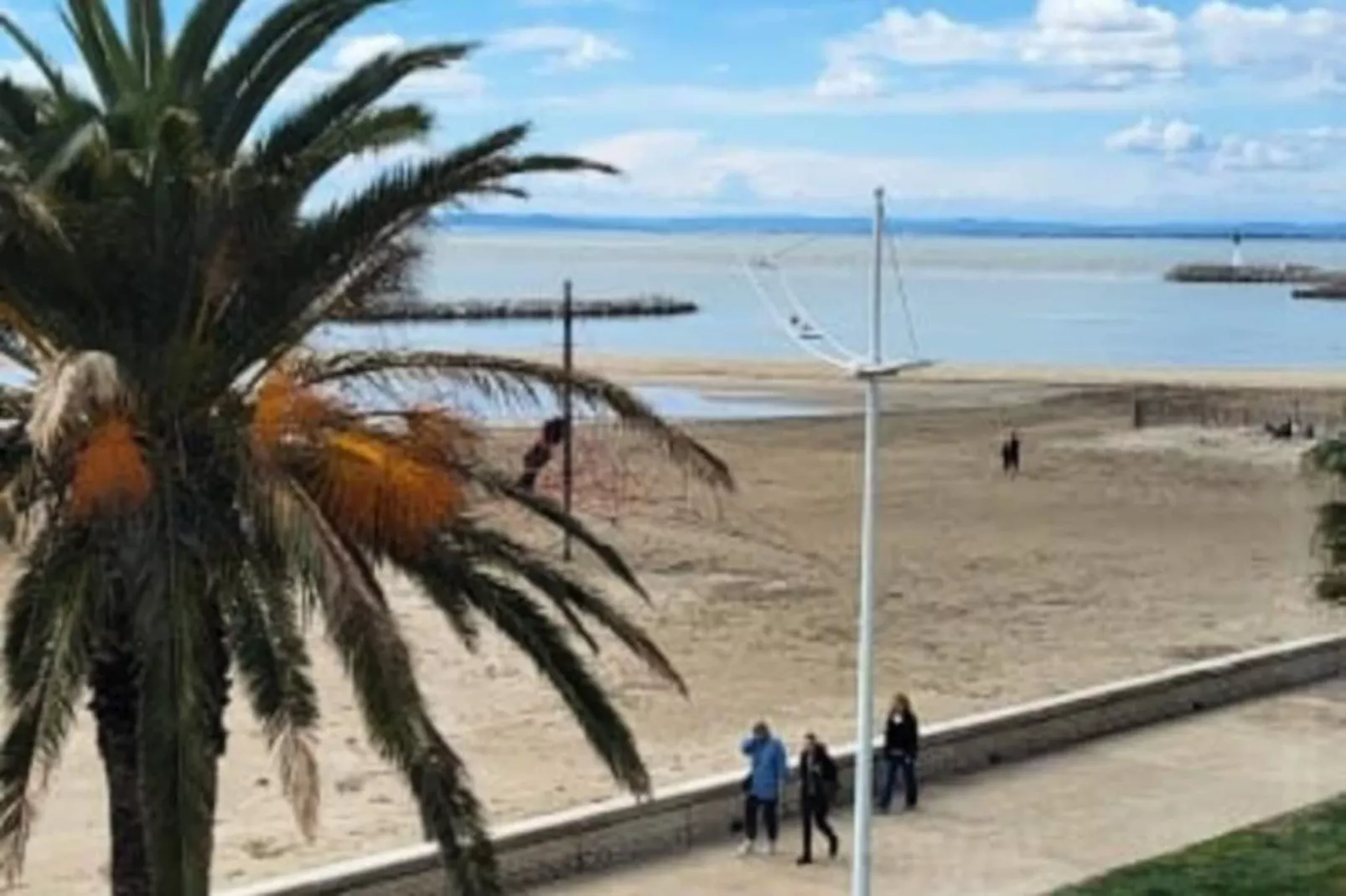 Résidence Le Royal : Vue &agrave; 180 Degr&eacute;s Sur La Mer !-Non tagué