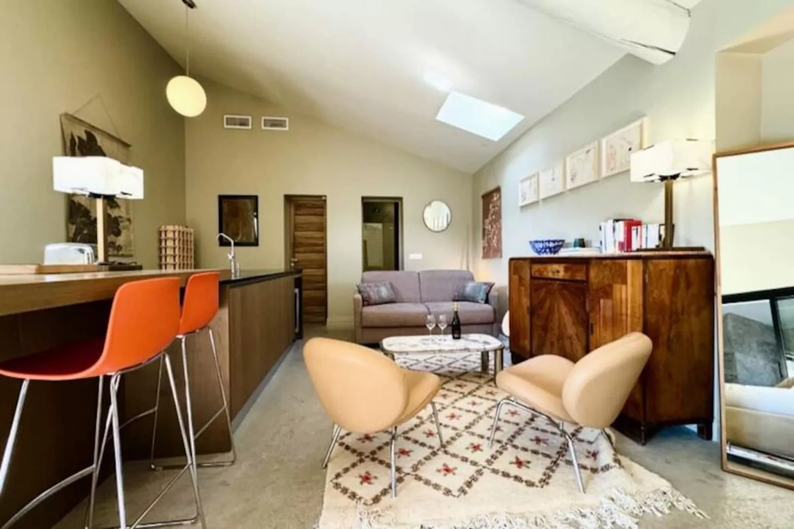 Magnifique Maison Bourgeoise R&eacute;nov&eacute;e Avec &eacute;l&eacute;gance Et Style Art D&eacute;co-Untagged