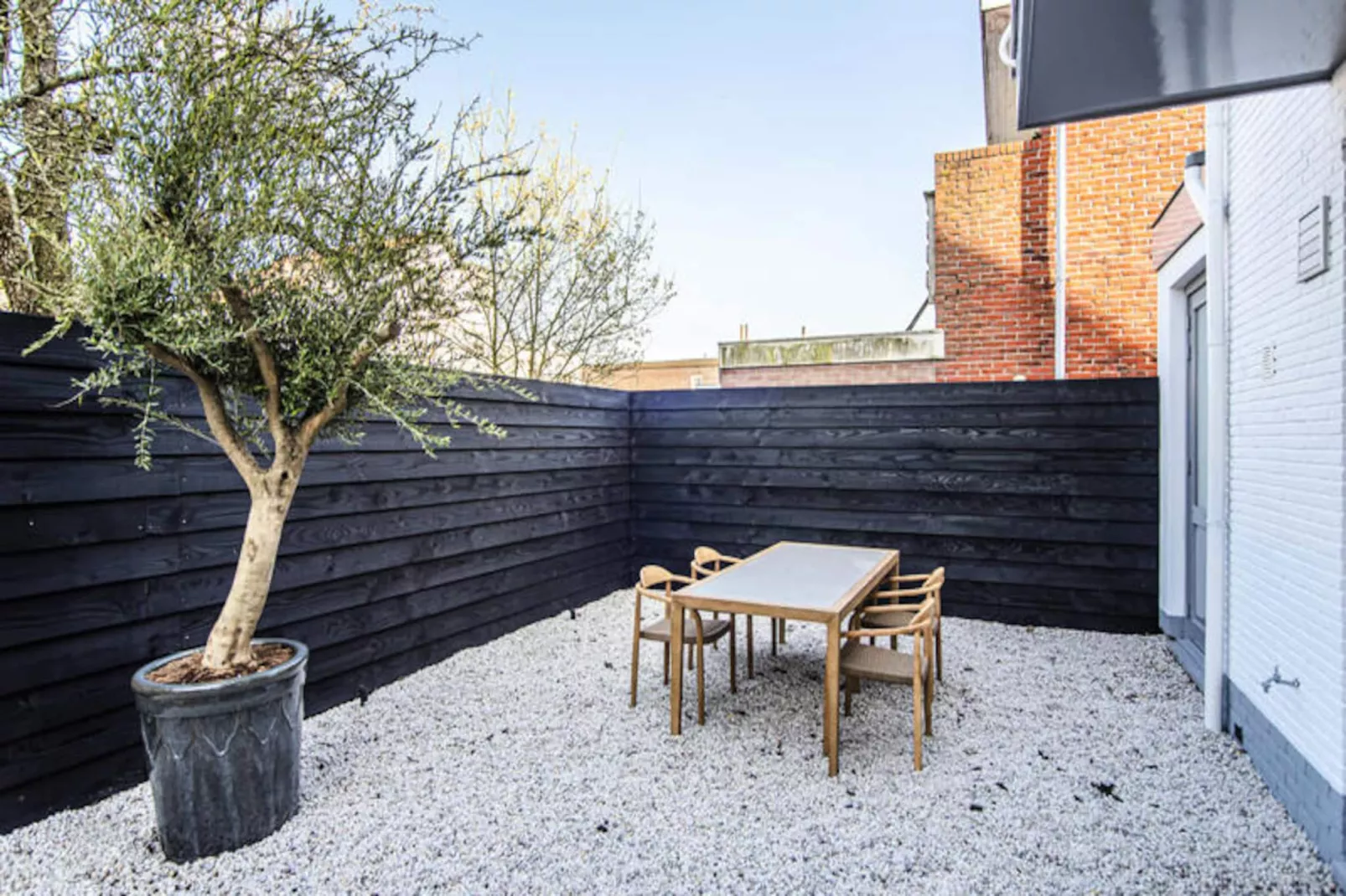 Marley&rsquo;s Beachhouse Apartment-Untagged