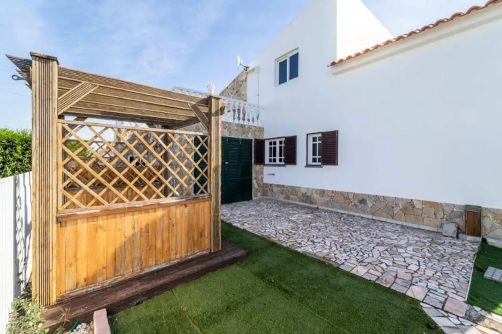 Blue Lee Residence-Untagged