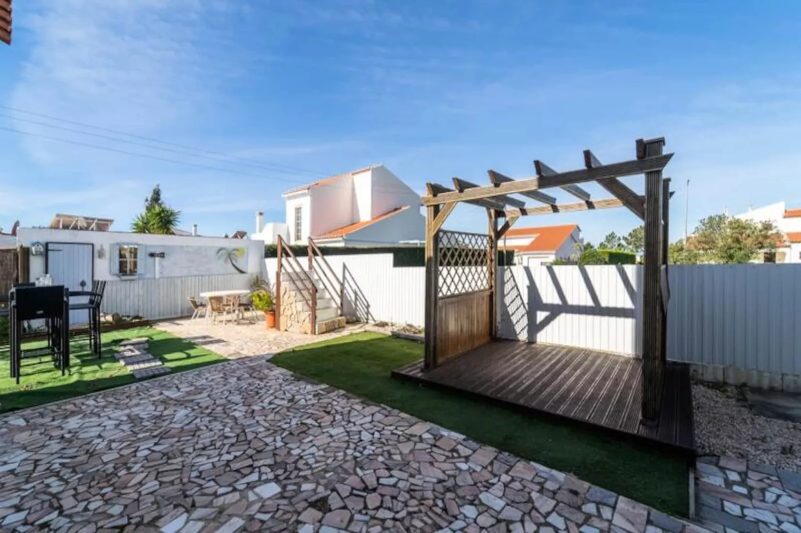 Blue Lee Residence-Untagged