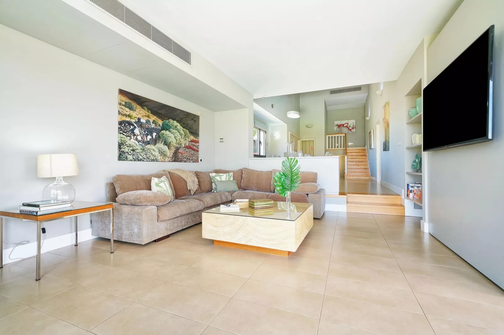 Piedra Amarilla 8 pax-Salon