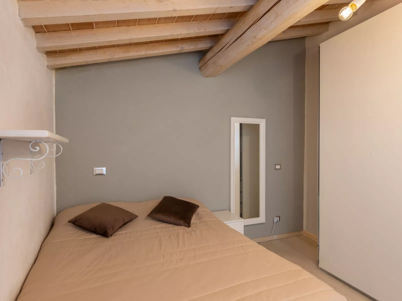 Il sogno del pittore-Drinnen