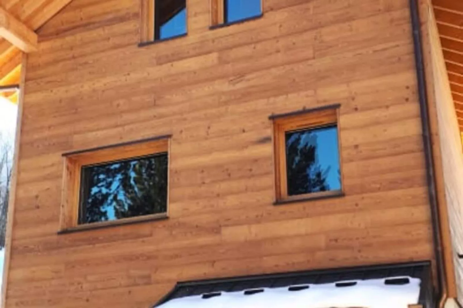 Chalet Chebi-Untagged