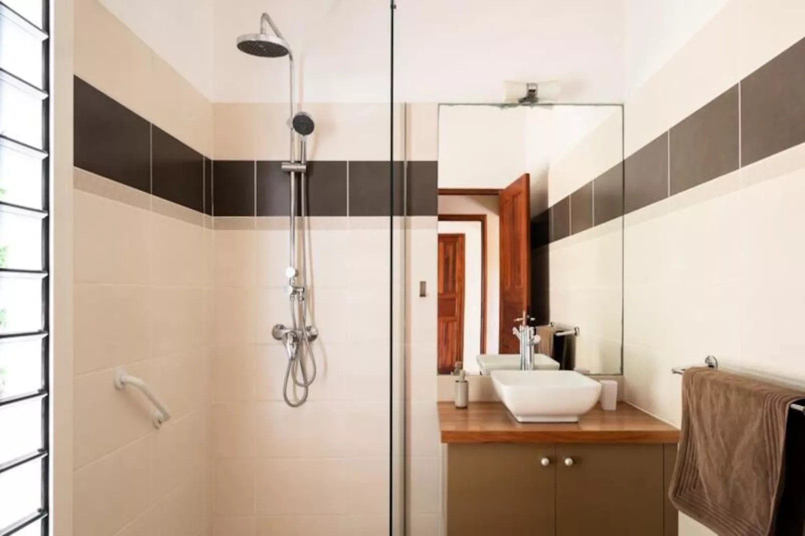 Villa Jacaranda - Untagged