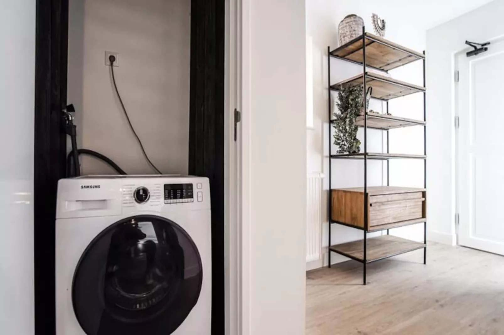 Marley&rsquo;s Beachhouse Apartment-Untagged