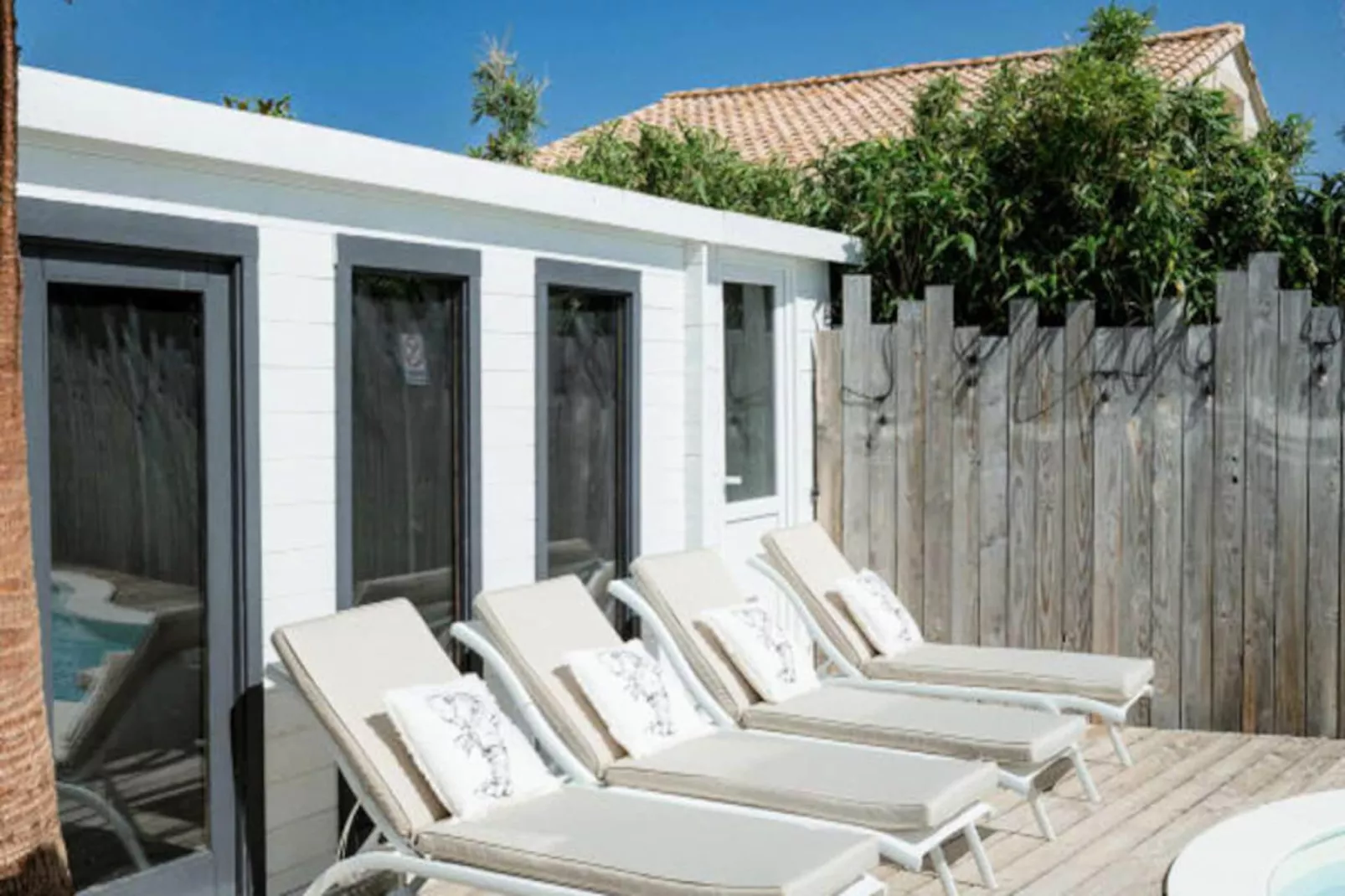 Résidence La Perle Rose Villa Standing 5 &eacute;toiles Avec Piscine Jacuzzi Et Superbe Vue-Nicht zugeordnet