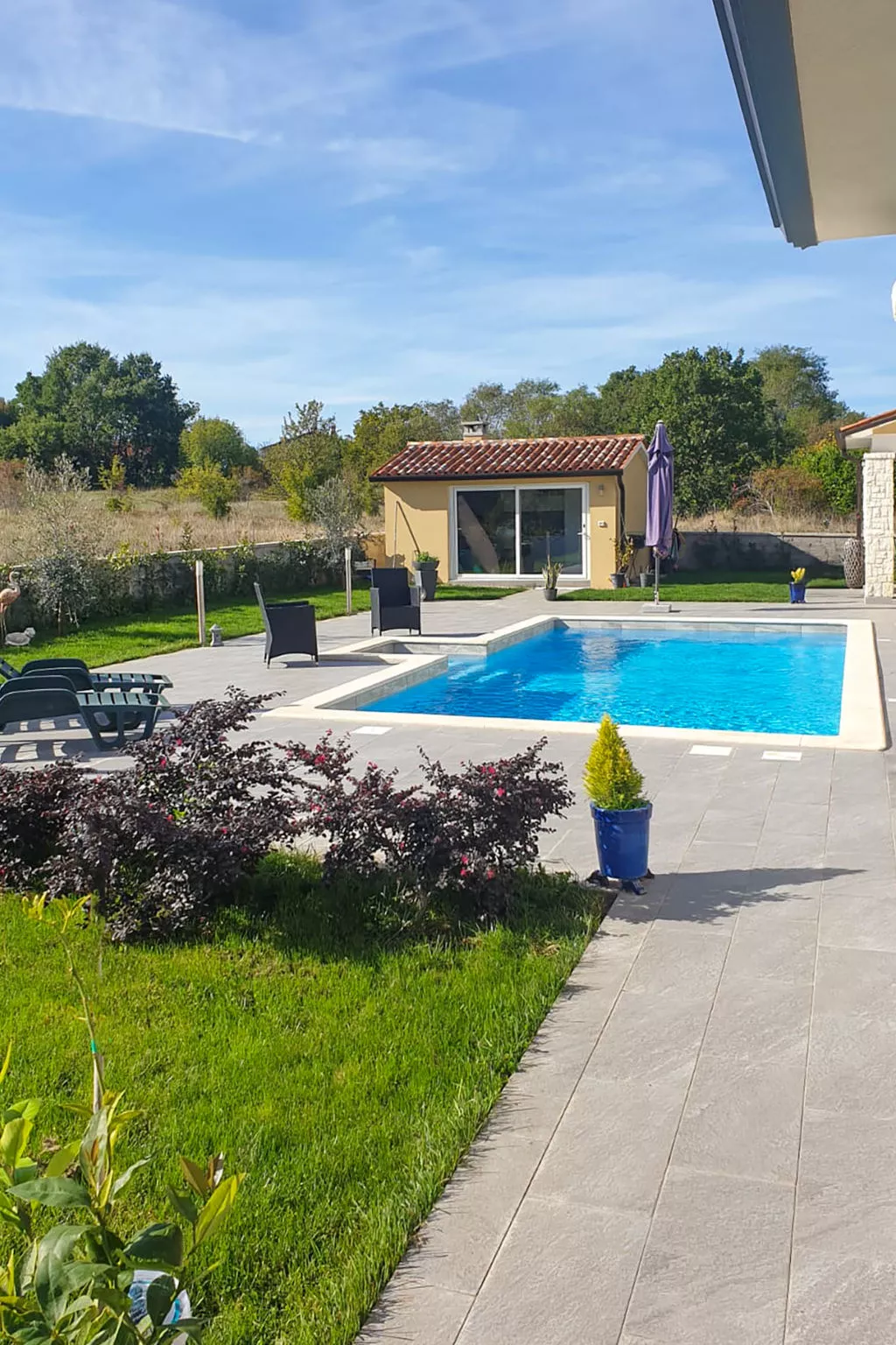 Istria Queen-Draußen