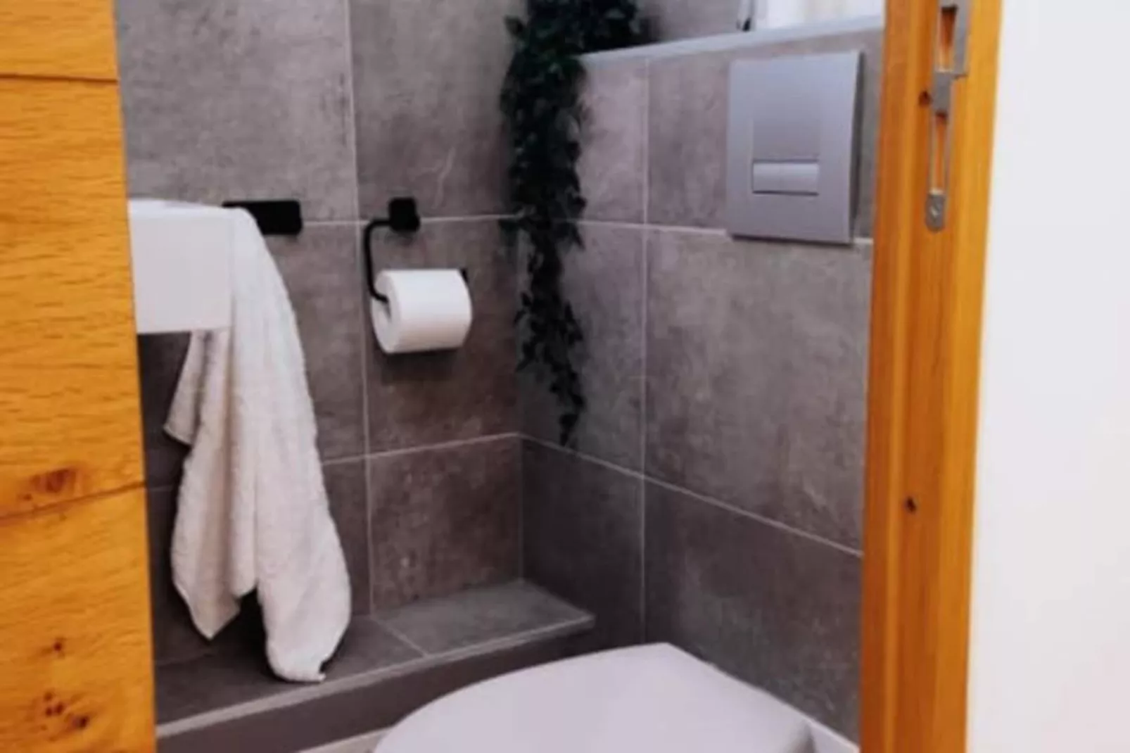 Résidence Charmante Maisonnette Entièrement Rénovée Dans La Vieille Ville D'antibes-Non tagué