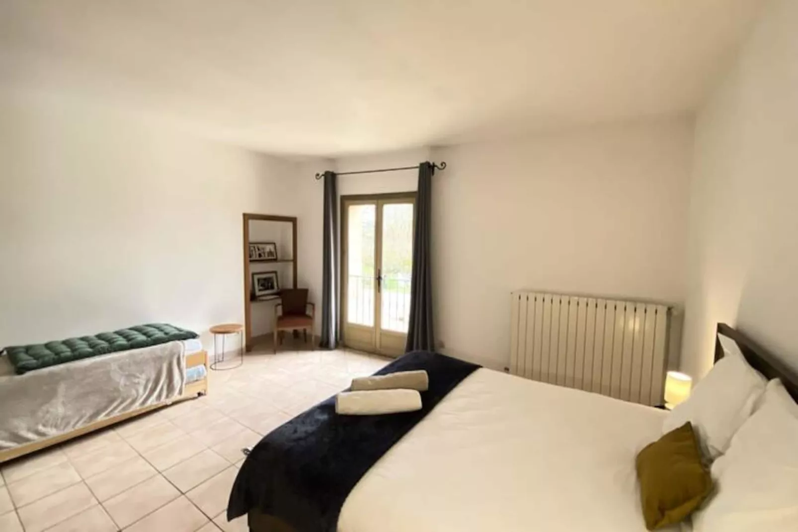 84b7 - Logement Dans Mas De Charme Du Xviii&egrave;me Si&egrave;cle-Nicht zugeordnet