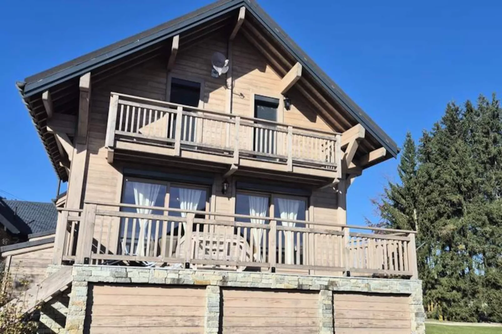 **chalet D'exception &agrave; Louer &agrave; La F&eacute;claz &ndash; 4 Chambres, 10 Couchages-Non tagué