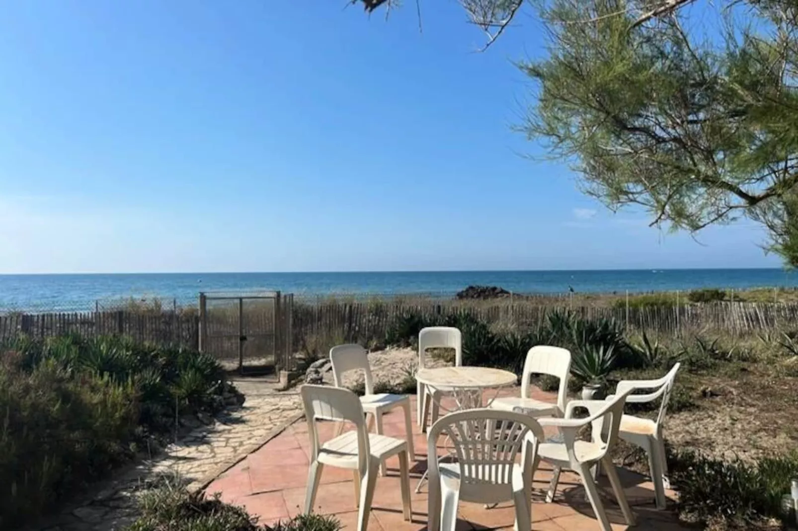 Villa Secret Du Jardin Face &agrave; La Mer-Untagged